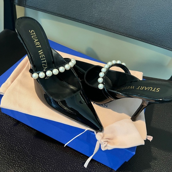 New, Stuart Weitzman, patent leather pearl heel mules. - Picture 1 of 6